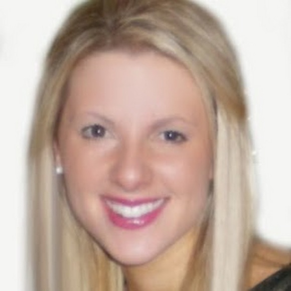 Meet your Posher, Erin - Picture 1 of 1